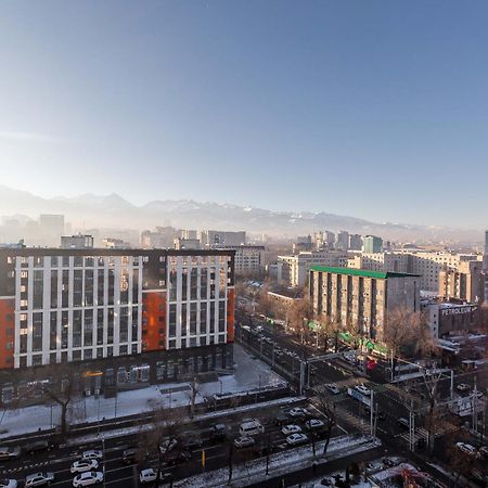 Квартира С Видом На Горы Almaty Exterior foto